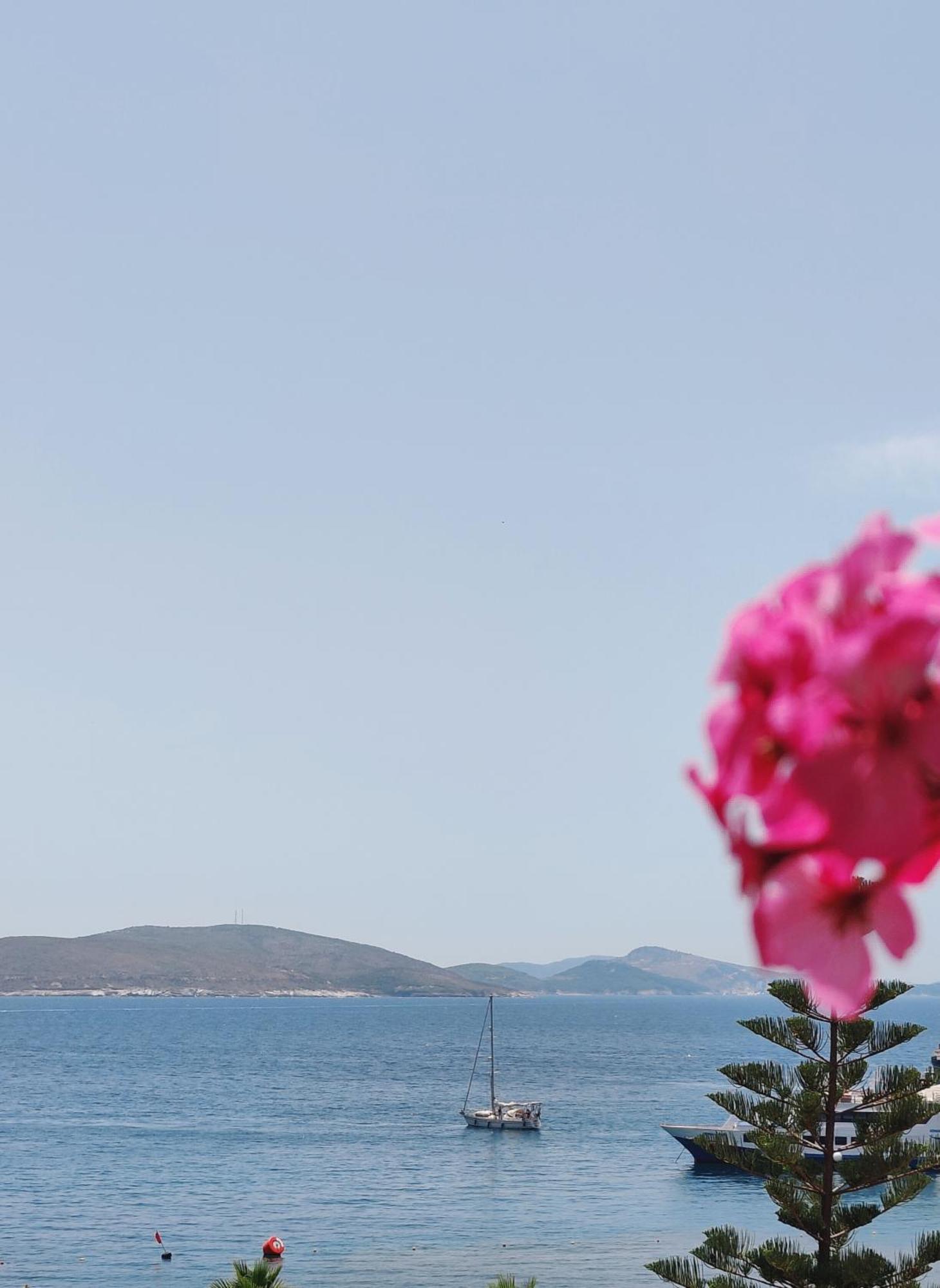 Villa Margarit Boutique Hotel ساراندا المظهر الخارجي الصورة