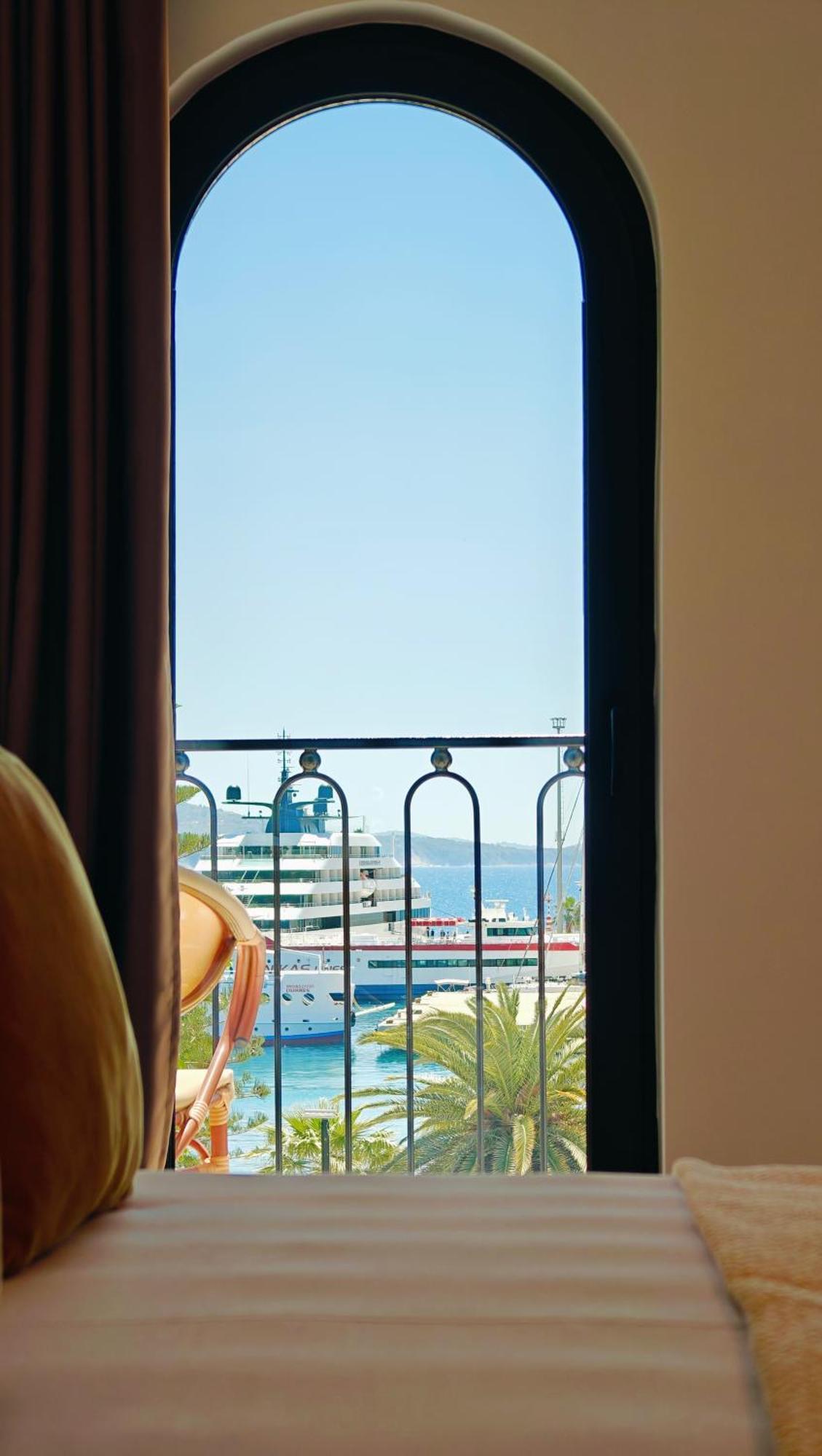 Villa Margarit Boutique Hotel ساراندا المظهر الخارجي الصورة