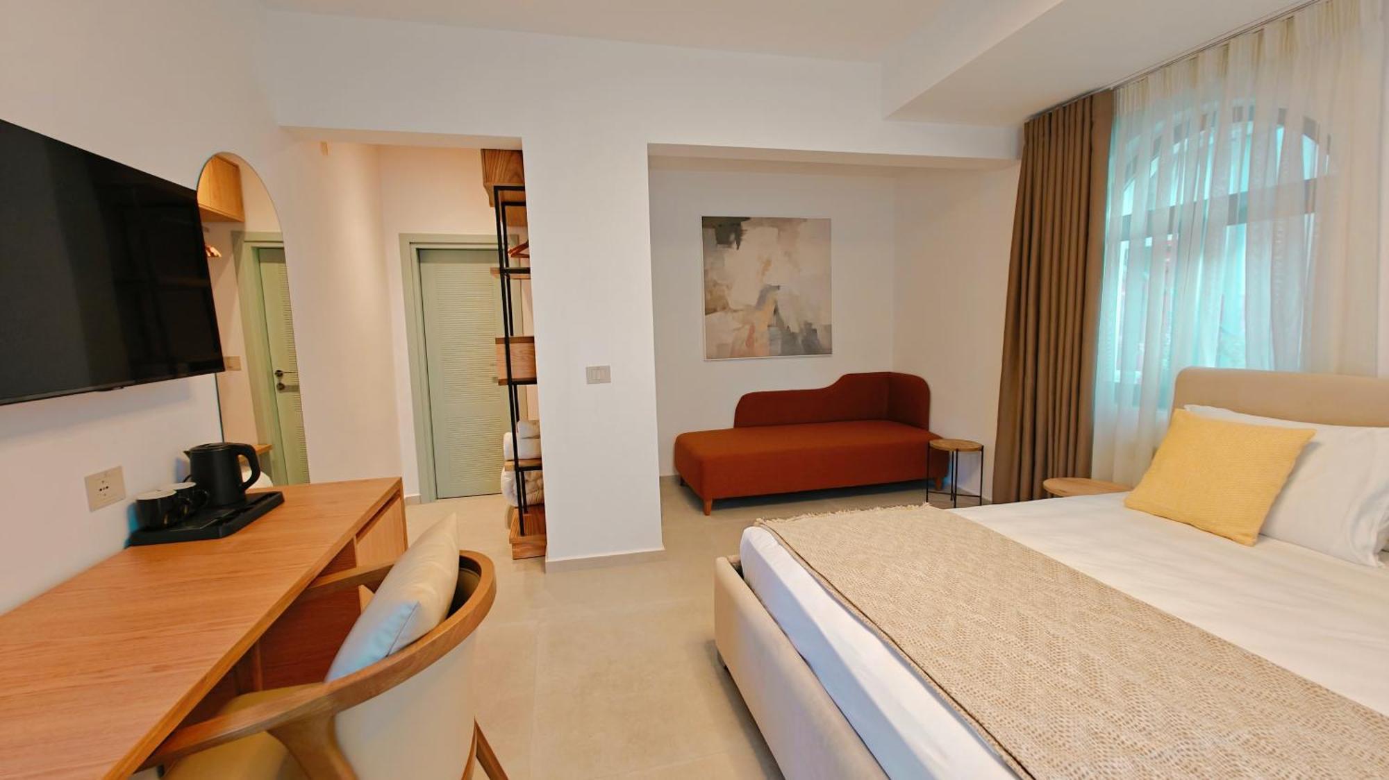 Villa Margarit Boutique Hotel ساراندا الغرفة الصورة