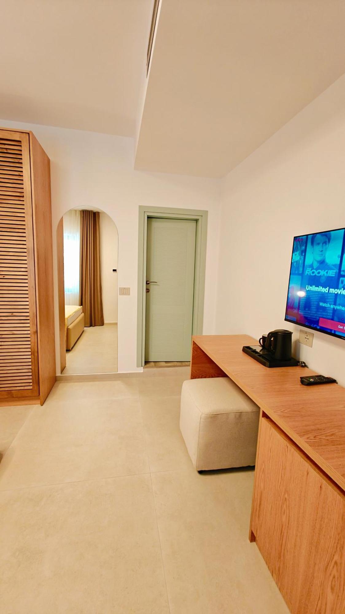 Villa Margarit Boutique Hotel ساراندا المظهر الخارجي الصورة