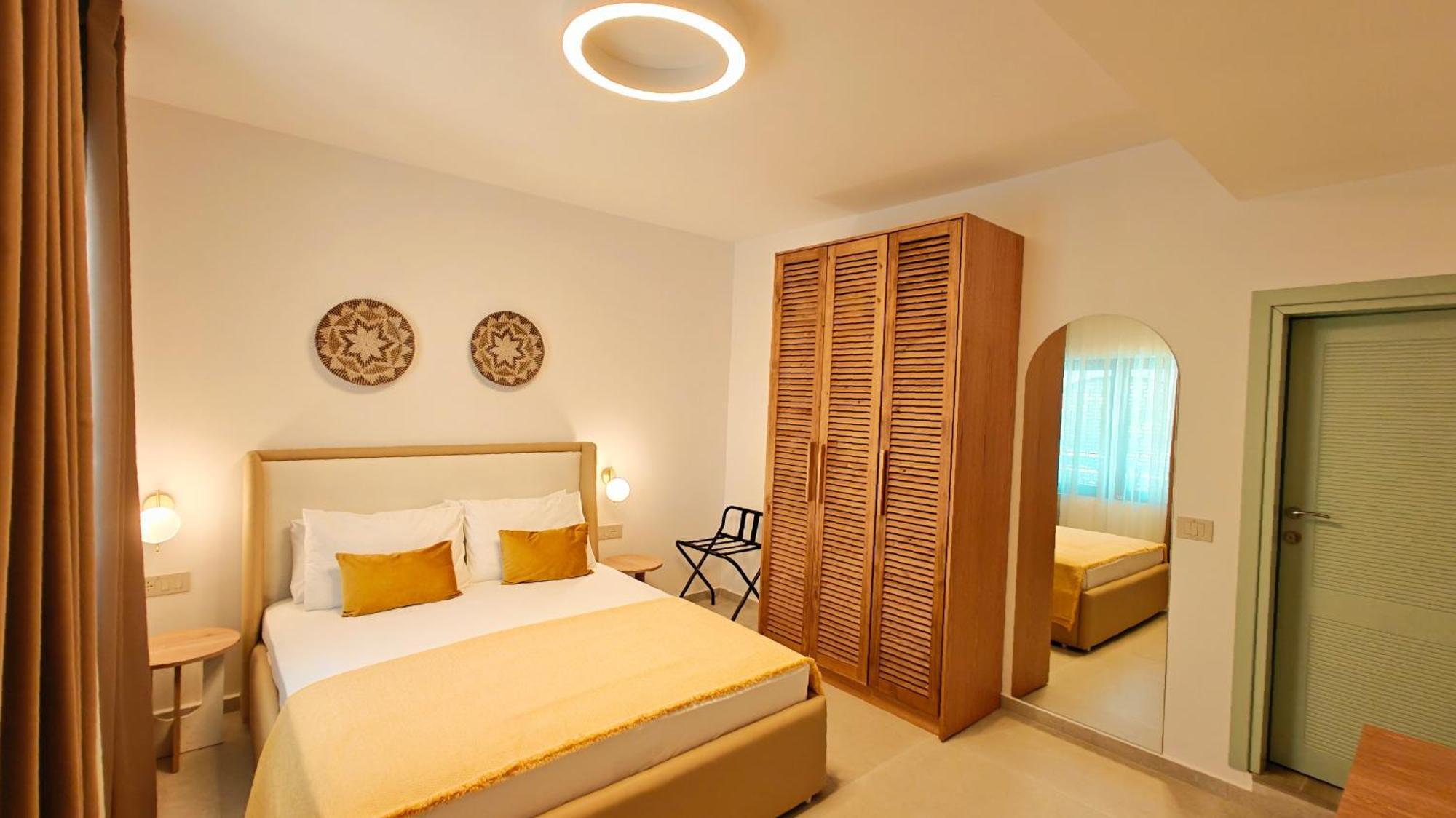 Villa Margarit Boutique Hotel ساراندا المظهر الخارجي الصورة